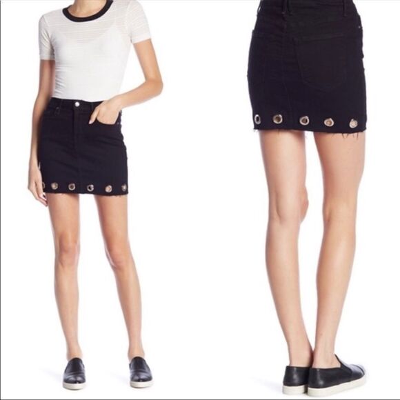 Good American Black Grommet Denim Mini Skirt - Picture 1 of 3